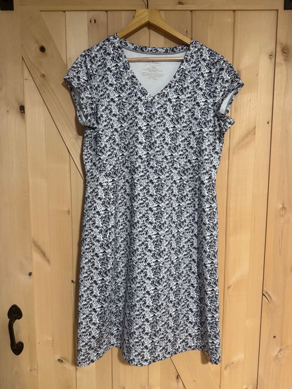 L.L. Bean | Lycra Fitness Black White Short Sleeve Casual Dress | Size L